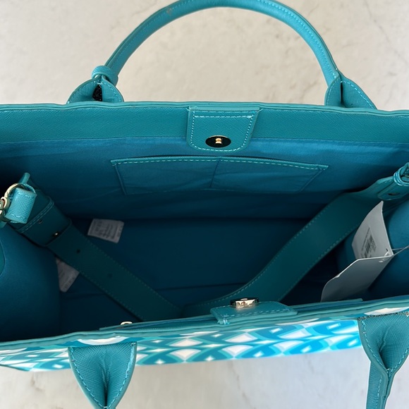 🩵Trina Turk Printed Large Tote🩵 - Picture 7 of 16